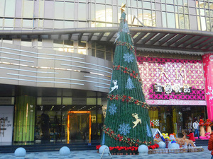 海南酒店大型仿真圣诞树